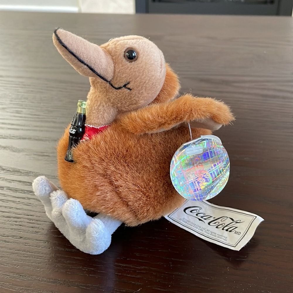 Kelp the Kiwi 1999 Coca-Cola International Bean Bag Plushie 5” tall collectable